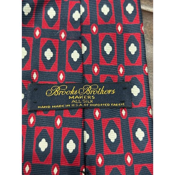 Brooks Brothers Silk Red Navy Geometric Pattern Necktie - Picture 3 of 7